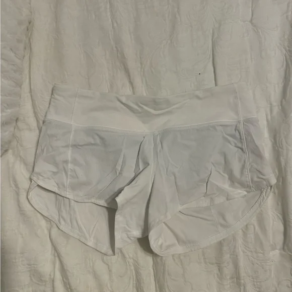 Lululemon Athletica White Athletic Shorts Lightweight Performance - Picture 1 of 5